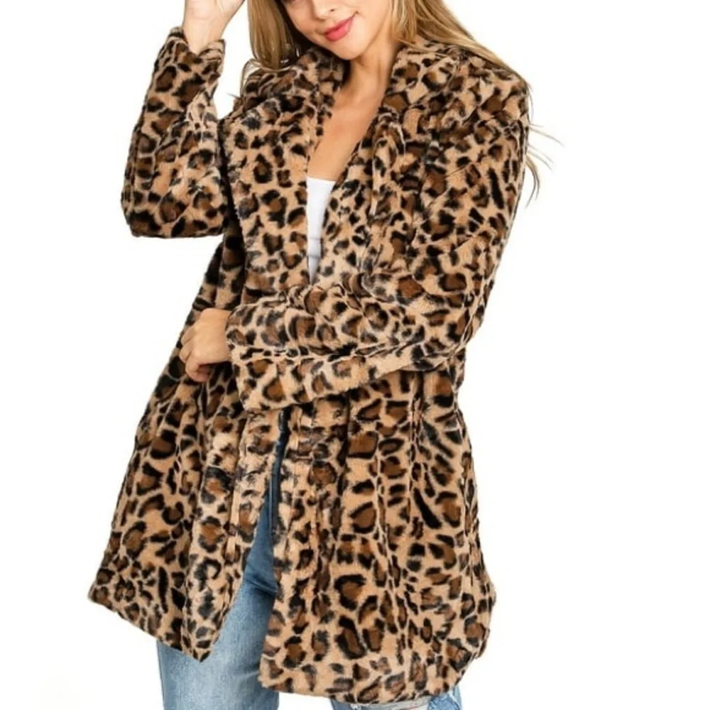Love Tree Brown Leopard‎ Faux Fur Jacket
